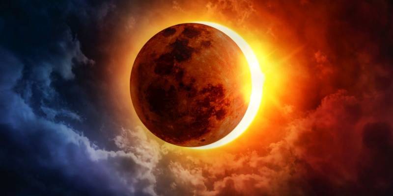 Eclipse Solar em Câncer